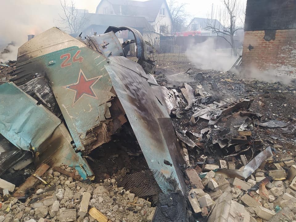 Знищений Су-24М після удару БпЛА бойових водолазів НГУ в Криму