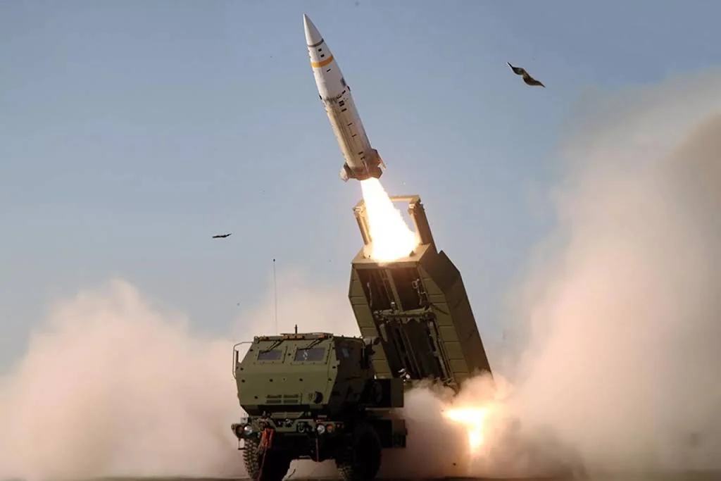 Запуск ракеты Patriot с мобильной пусковой установки