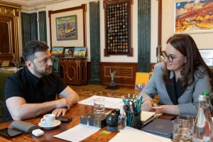 Володимир Зеленський та Юлія Свириденко обговорюють кадрові зміни в уряді